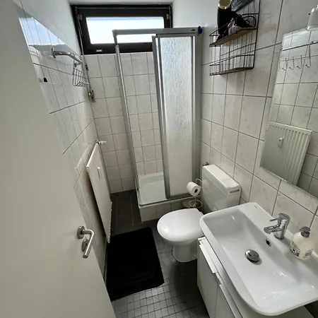 Monteure 2 Zimmer Nr.9 In * Marburg